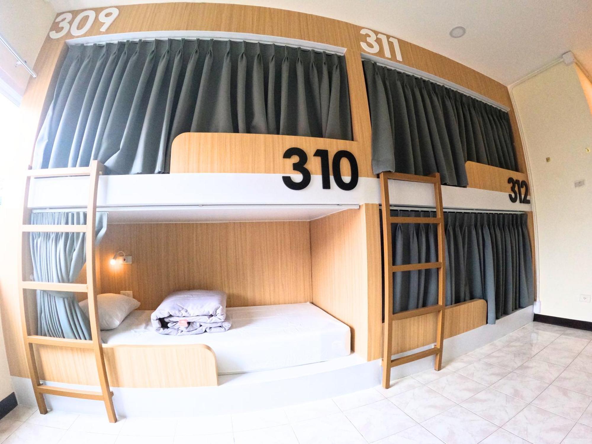 Kpop Hostel Karon Exterior foto